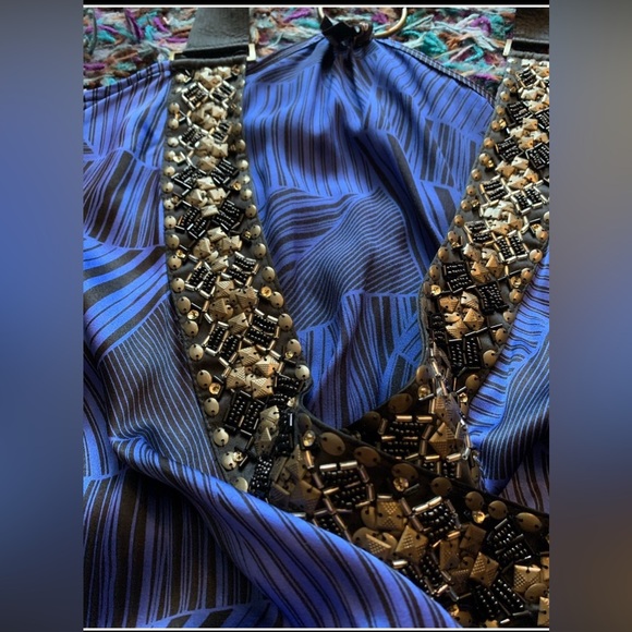 Top - Picture 5 of 6